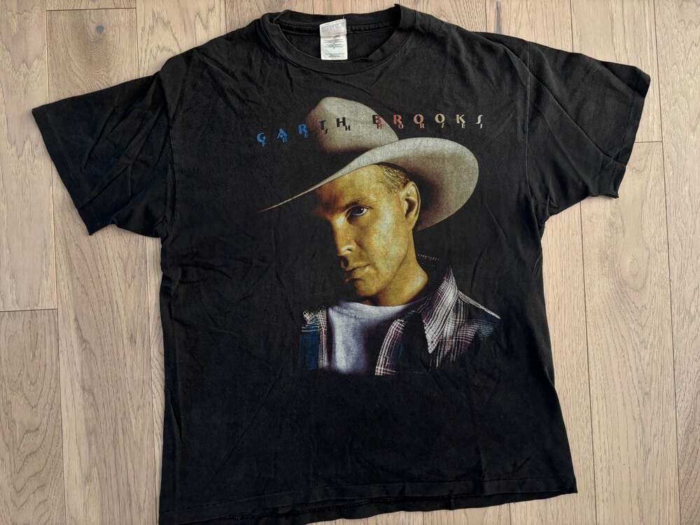 Vintage 1996 Garth Brooks Fresh Horses Tour T-Shirt